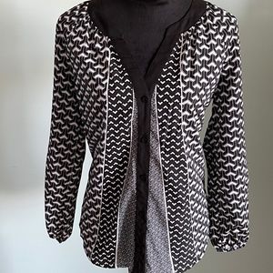 Black & White Geometric Design Top